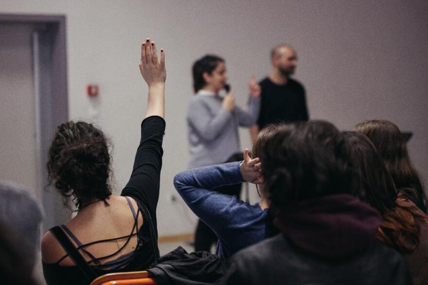 Εθνική Λυρική Σκηνή: Συστήνει την όπερα στα σχολεία  - Δείτε φωτογραφίες