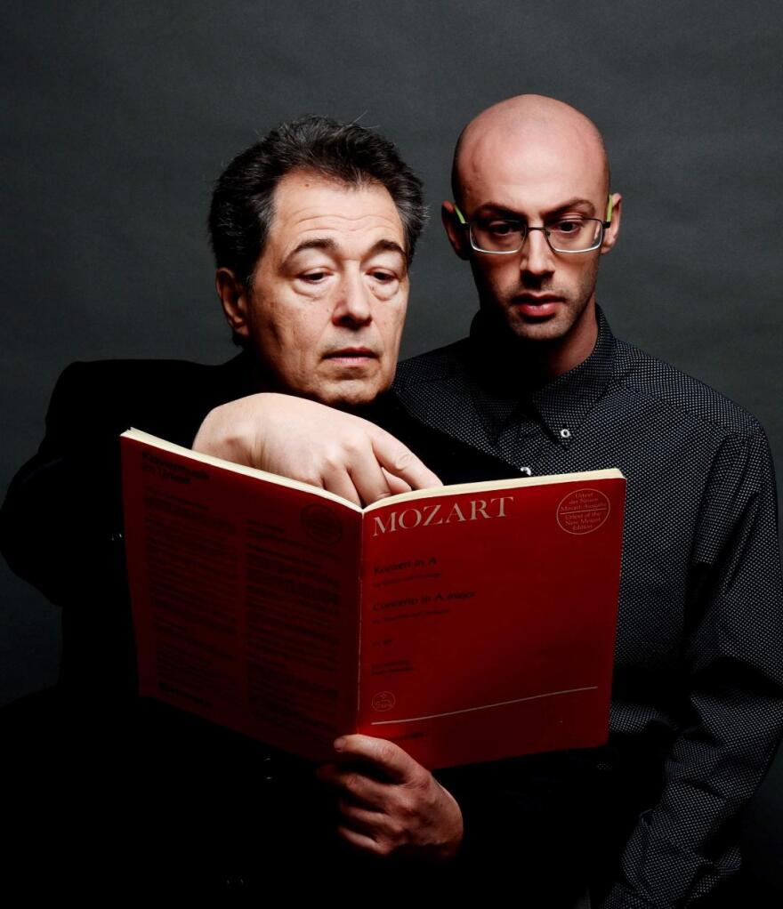 Πέμη Ζούνη: Πρωταγωνιστεί στο νέο θεατρικό έργο του Μηνά Βιντιάδη «Ο αδελφός μου ο Αμαντέους»