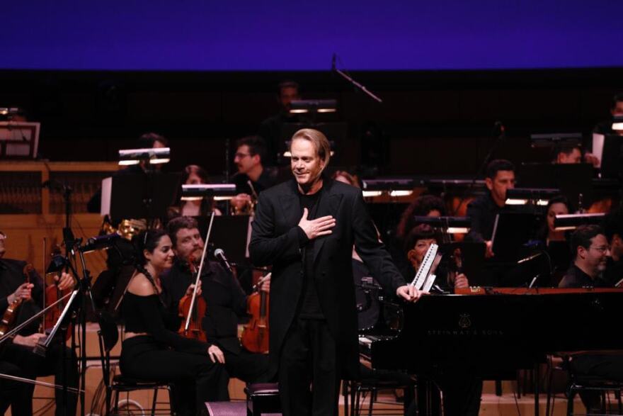 «35 Χρόνια Στέφανος Κορκολής»: Sold out στο Μέγαρο - Επαναλαμβάνεται η συναυλία στις 11 Φεβρουαρίου