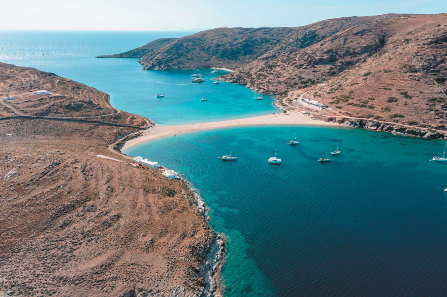 Κύθνος: Το ναυάγιο του «Τζέιμς Μποντ» απειλεί ακόμα με ρύπανση