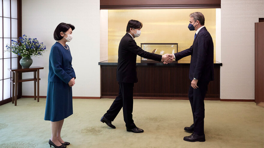 Κυριάκος Μητσοτάκης - Μαρέβα Γκραμπόφσκι-Μητσοτάκη: Συναντήθηκαν με τον διάδοχο του θρόνου της Ιαπωνίας