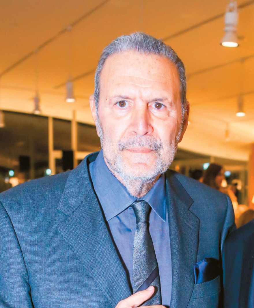 Ο γιος του Τράγκα πούλησε 1.000.000 ευρώ τη βίλα στη Μύκονο