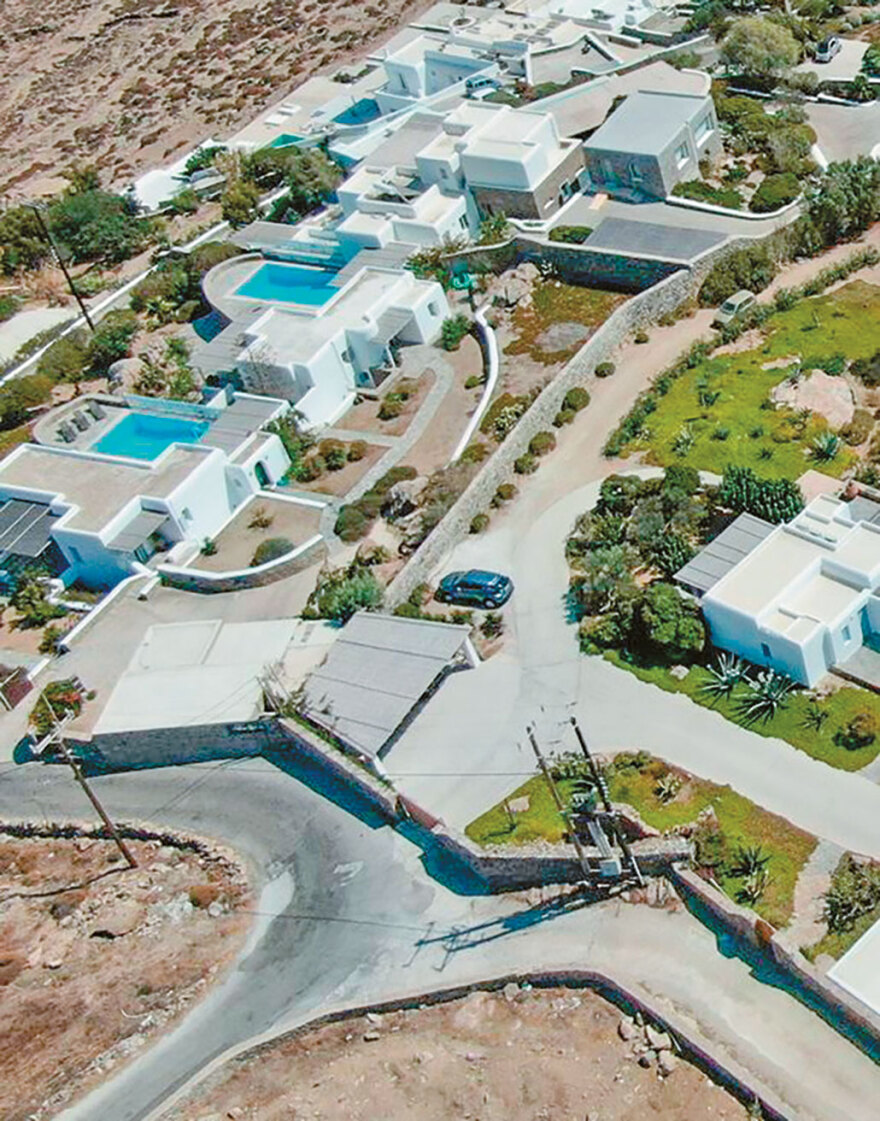 Ο γιος του Τράγκα πούλησε 1.000.000 ευρώ τη βίλα στη Μύκονο