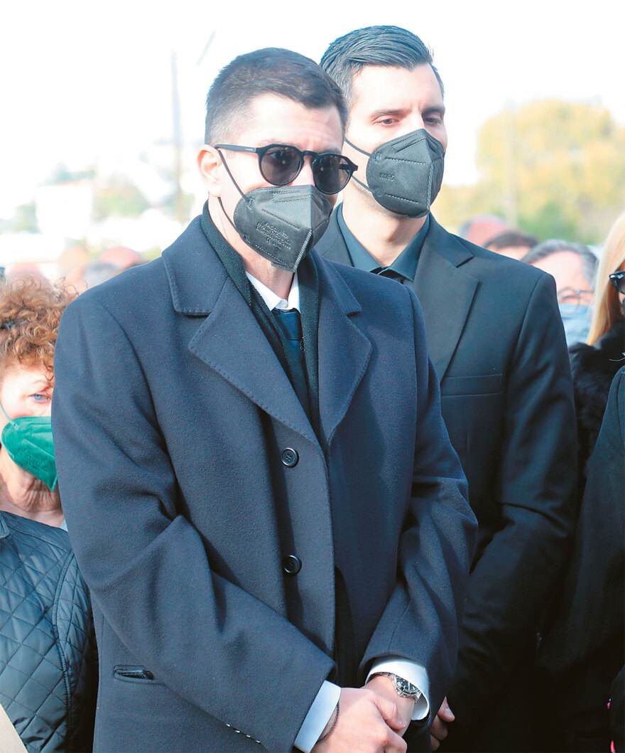 Ο γιος του Τράγκα πούλησε 1.000.000 ευρώ τη βίλα στη Μύκονο