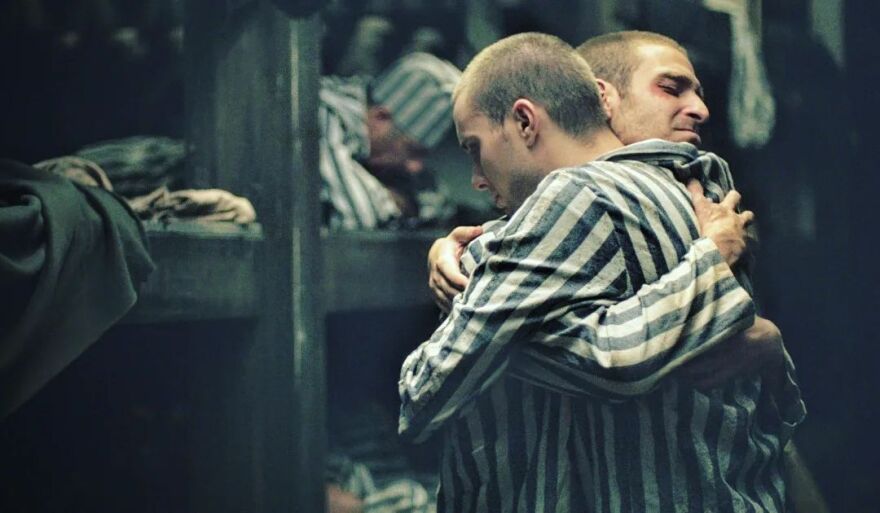 Το Βραχιόλι της Φωτιάς: Διθυραμβικά σχόλια για τη νέα σειρά της ΕΡΤ