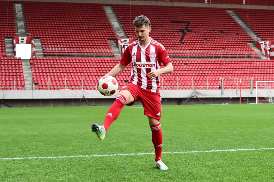  Ολυμπιακός: Ανακοίνωσε τον Σέρχι Κανός 