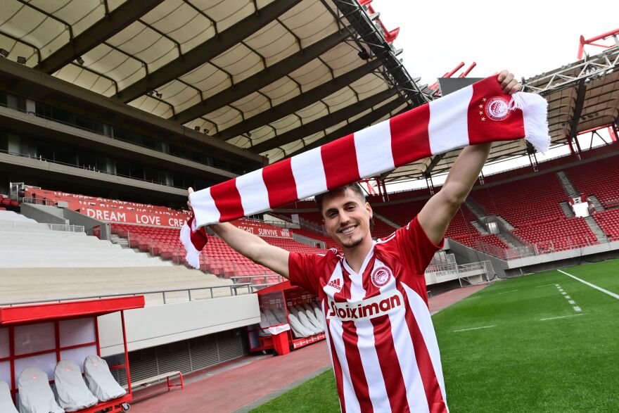  Ολυμπιακός: Ανακοίνωσε τον Σέρχι Κανός 