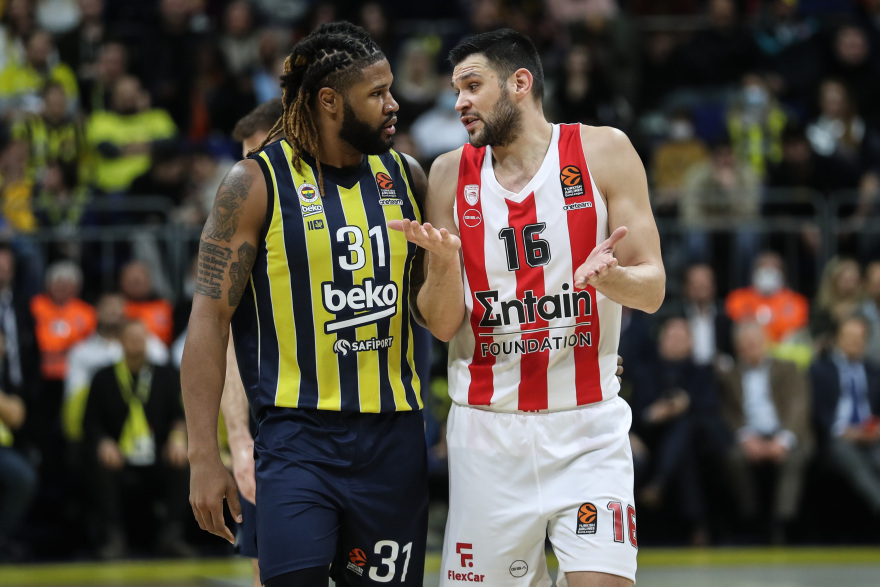  Euroleague,  Φενερμπαχτσέ - Ολυμπιακός 73-93: Άλωσε την Πόλη 