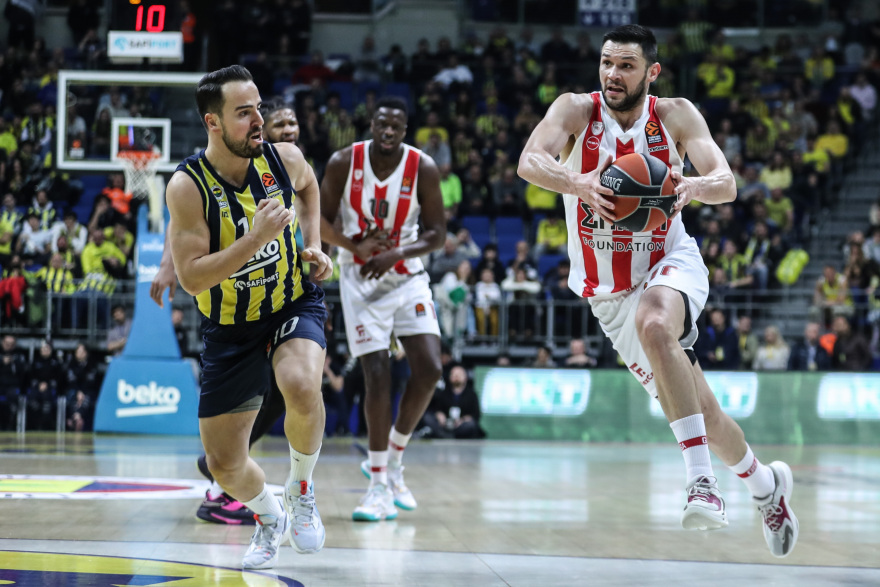  Euroleague,  Φενερμπαχτσέ - Ολυμπιακός 73-93: Άλωσε την Πόλη 