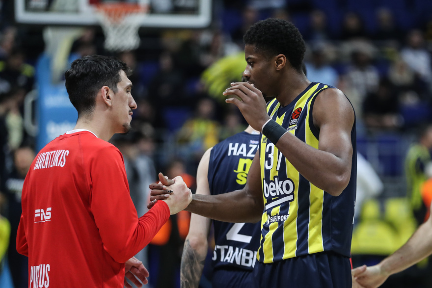  Euroleague,  Φενερμπαχτσέ - Ολυμπιακός 73-93: Άλωσε την Πόλη 