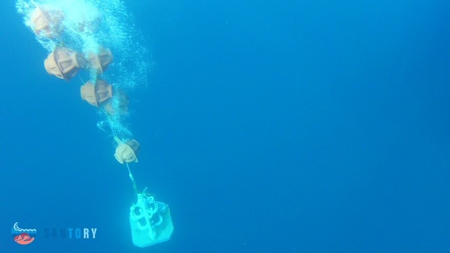 Τοποθετήθηκε το υποθαλάσσιο παρατηρητήριο στο ηφαίστειο Κολούμπος της Σαντορίνης