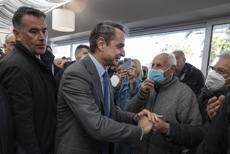 Μητσοτάκης για Τσίπρα - Έχουμε κοινοβουλευτική και όχι «πεζοδρομιακή» δημοκρατία