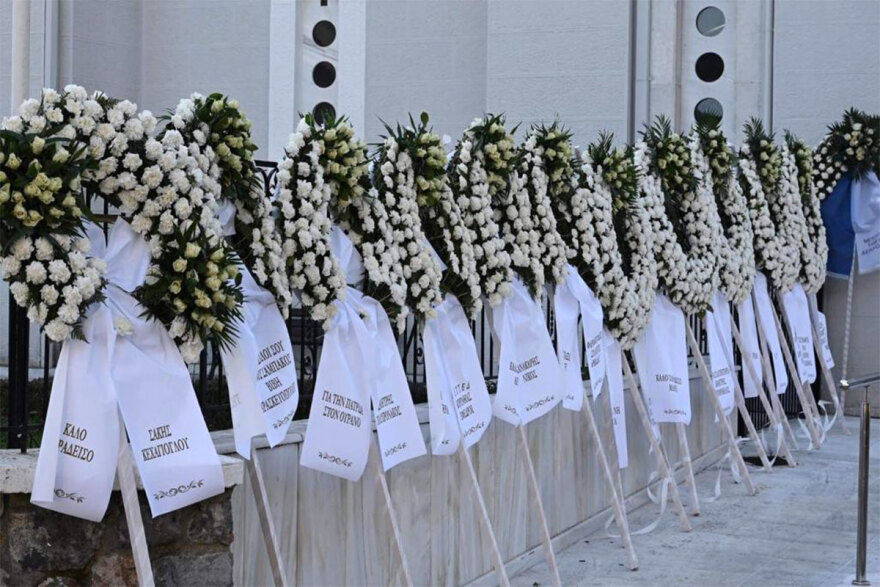 Πτώση Phantom F-4: Θρήνος στην κηδεία του υποσμηναγού Μάριου - Μιχαήλ Τουρούτσικα - Δείτε βίντεο