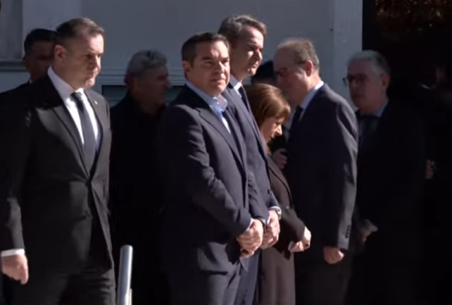 Μάριος-Μιχαήλ Τουρούτσικας: «Πέθανε νωρίς, αλλά γεμάτος Ελλάδα»:  Πανελλήνιος θρήνος