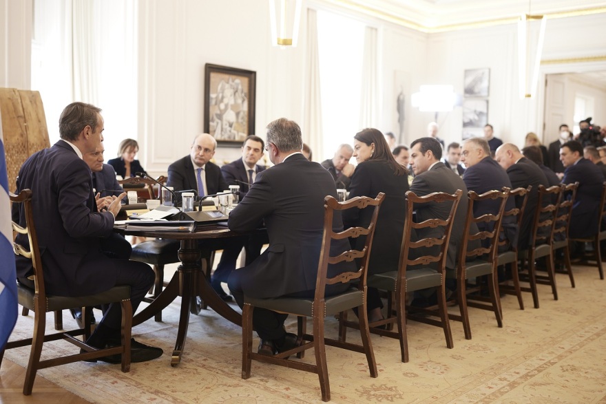 Μητσοτάκης στο υπουργικό: Ο ΣΥΡΙΖΑ απέχει από τη Βουλή και προσχωρεί στον λαϊκισμό και τα ψέματα