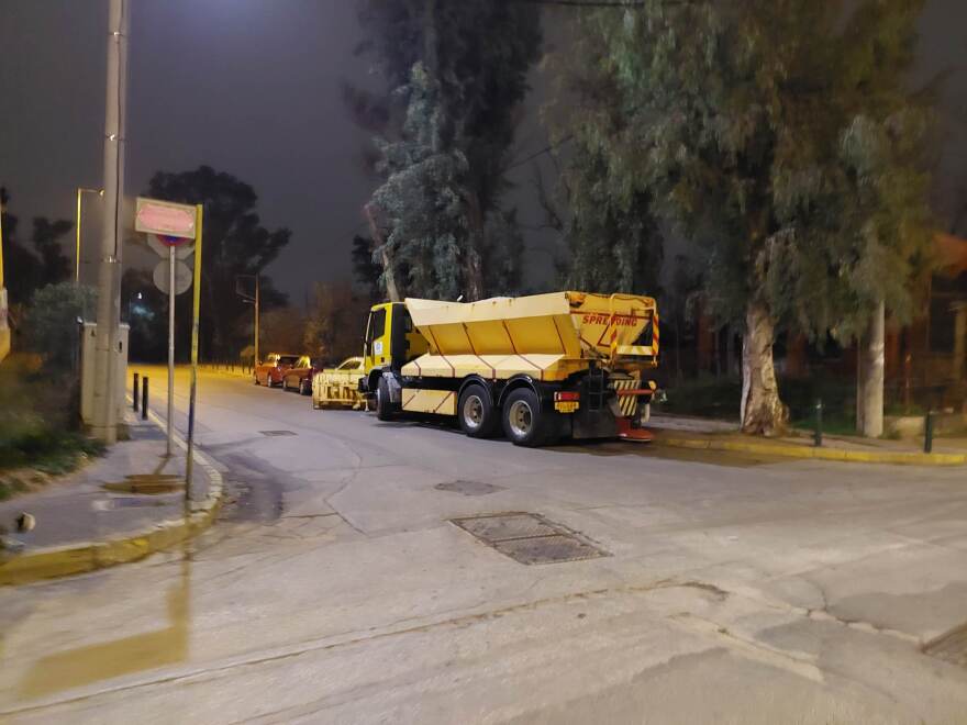 Κακοκαιρία «Μπάρμπαρα» - Λεωφόρος Κηφισίας: Εκχιονιστικά σε αναμονή - Δείτε φωτογραφίες