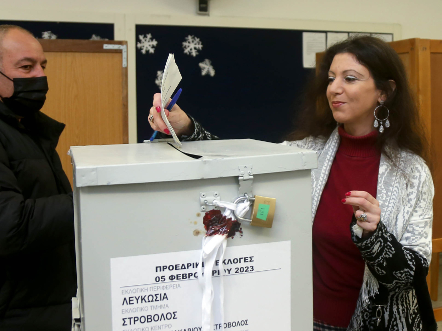 Εκλογές στην Κύπρο: Πρωτιά Χριστοδουλίδη με 2,4 μονάδες διαφορά - Θα αναμετρηθεί με τον Μαυρογιάννη στον β' γύρο