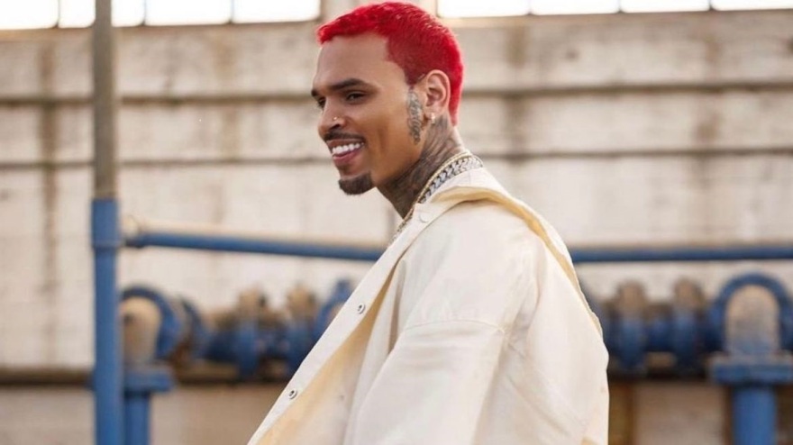 Κρις Μπράουν: Ξανά σε μπελάδες με τον νόμο - Χτύπησε μουσικό παραγωγό στο κεφάλι με ένα μπουκάλι