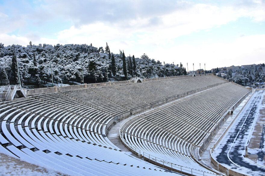 Κακοκαιρία «Μπάρμπαρα»: Παραμυθένιες εικόνες από το κέντρο της Αθήνας - Στα λευκά και το Ζάππειο
