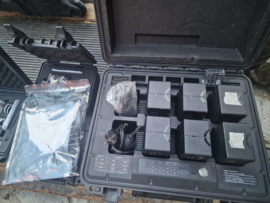 Θεσσαλονίκη: Εκπαιδευμένοι εθελοντές διασώστες ξεκινούν με σκυλιά και ειδικά drone για Τουρκία