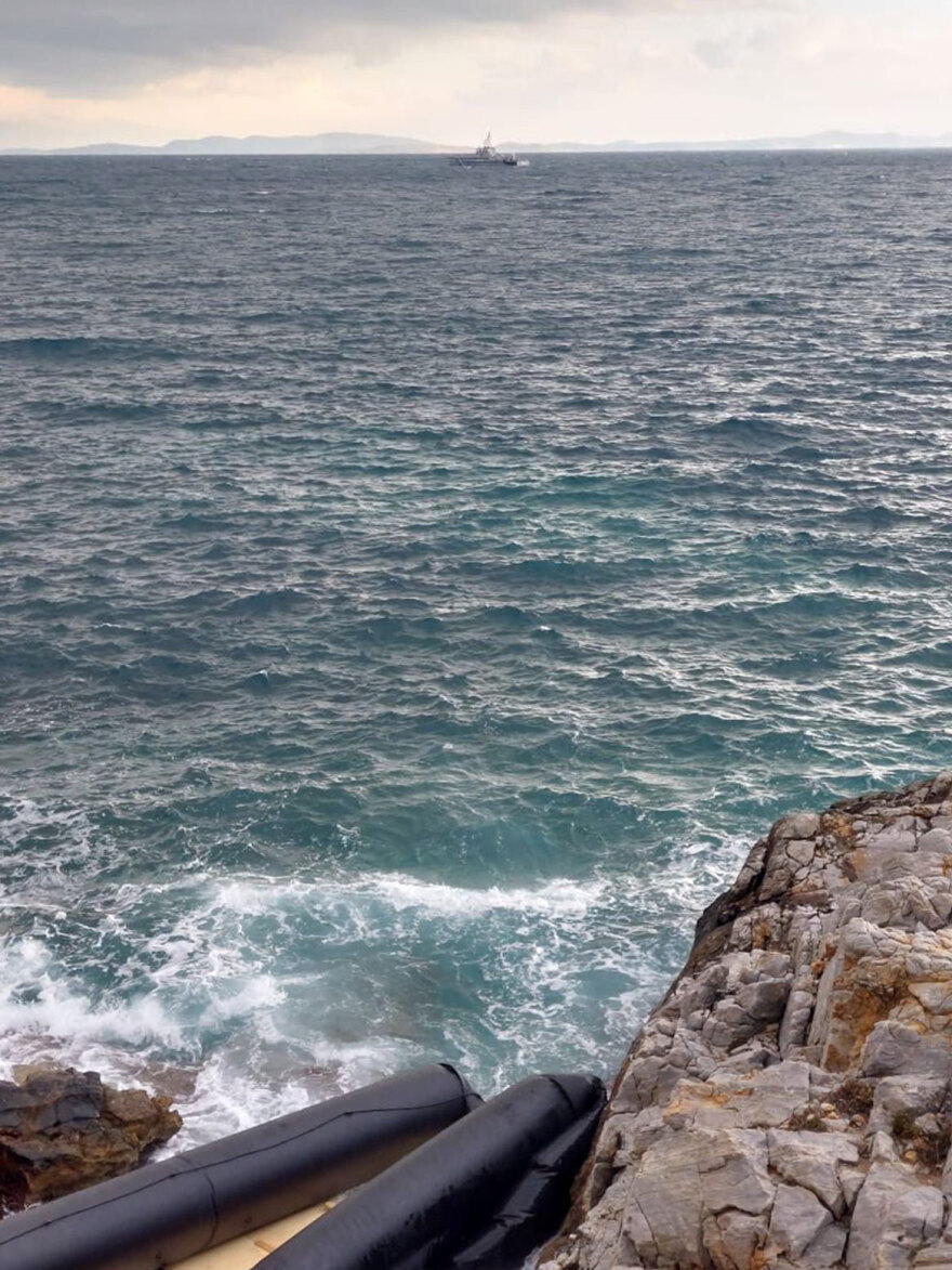 Μυτιλήνη: Ναυάγιο με τρεις νεκρούς μετανάστες - Στη βάρκα επέβαιναν και μωρά