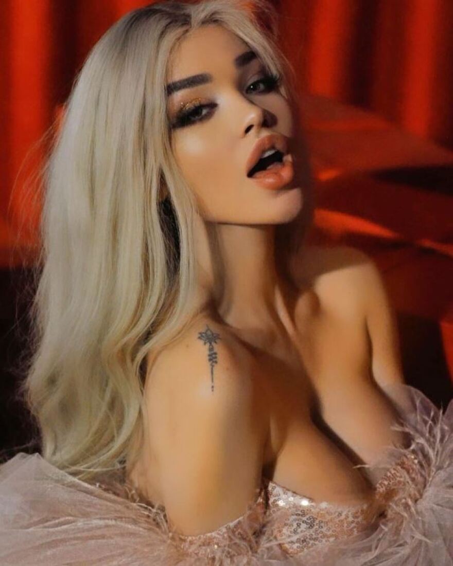 Η πρώην σύντροφος του Βέρμπιτς παραδέχτηκε ότι έχει σχέση με ποδοσφαιριστή του Ολυμπιακού 