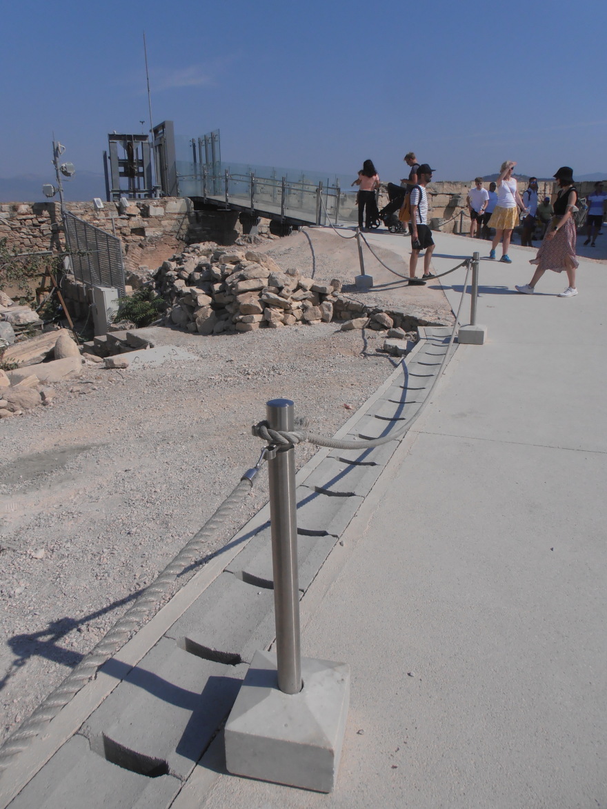 Ακρόπολη: Πλημμύρες τέλος στον Ιερό Λόφο - Ολοκληρώθηκαν τα αντιπλημμυρικά έργα