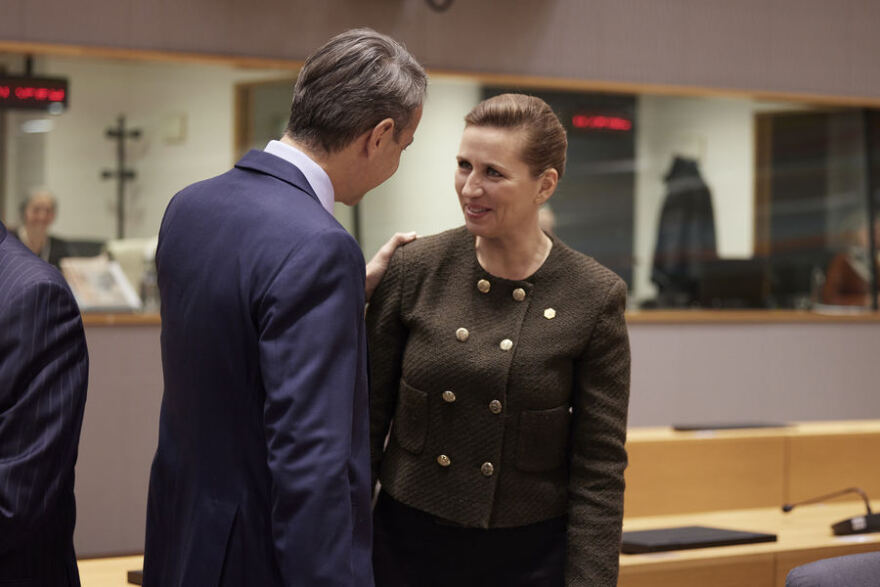 Συναντήσεις Μητσοτάκη με Ζελένσκι και Μακρόν στις Βρυξέλλες