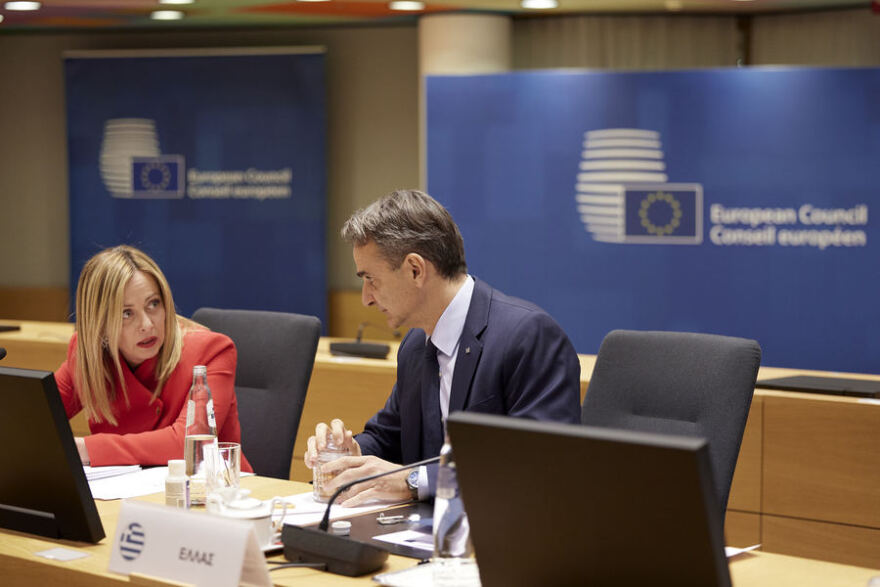 Συναντήσεις Μητσοτάκη με Ζελένσκι και Μακρόν στις Βρυξέλλες