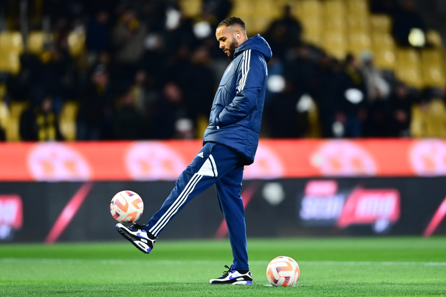 ΑΕΚ - Ολυμπιακός: Έφτασε στη Νέα Φιλαδέλφεια η αποστολή των Πειραιωτών 