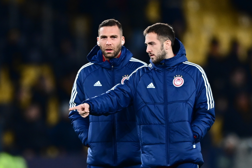 ΑΕΚ - Ολυμπιακός: Έφτασε στη Νέα Φιλαδέλφεια η αποστολή των Πειραιωτών 