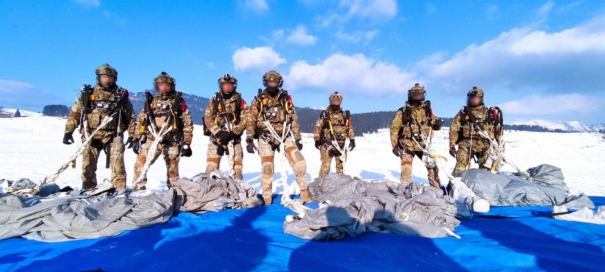 Βίντεο: Εντυπωσιακές εικόνες από άσκηση Ελλήνων και Αμερικανών κομάντο και Ιταλών αλπινιστών