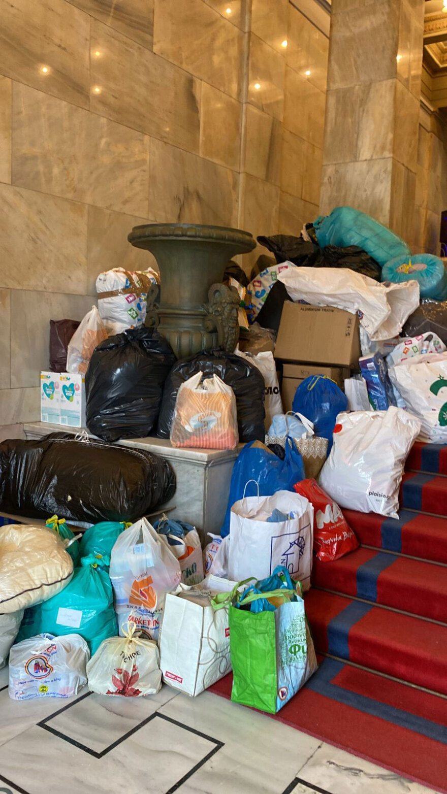 Ο δήμος Αθηναίων συγκεντρώνει τρόφιμα - αγαθά για τους σεισμόπληκτους σε Τουρκία και Συρία