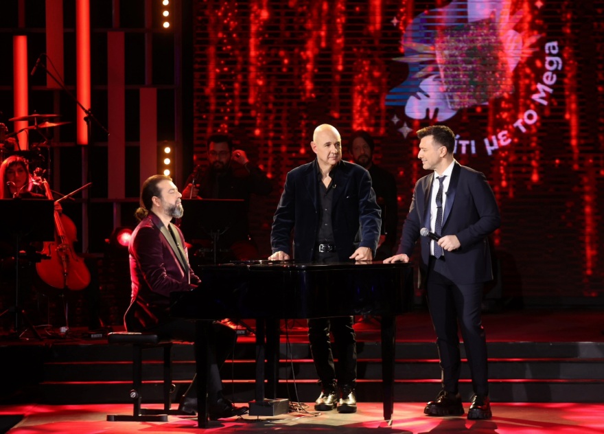 Ο καταξιωμένος στιχουργός Ηλίας Φιλίππου στο «Σπίτι με το MEGA»