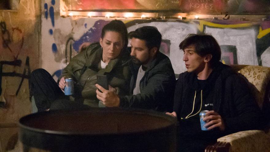 Παγιδευμένοι: Όλα δείχνουν ότι τίποτα δεν μπορεί να ταράξει τη σχέση της Άννας και του Δημήτρη