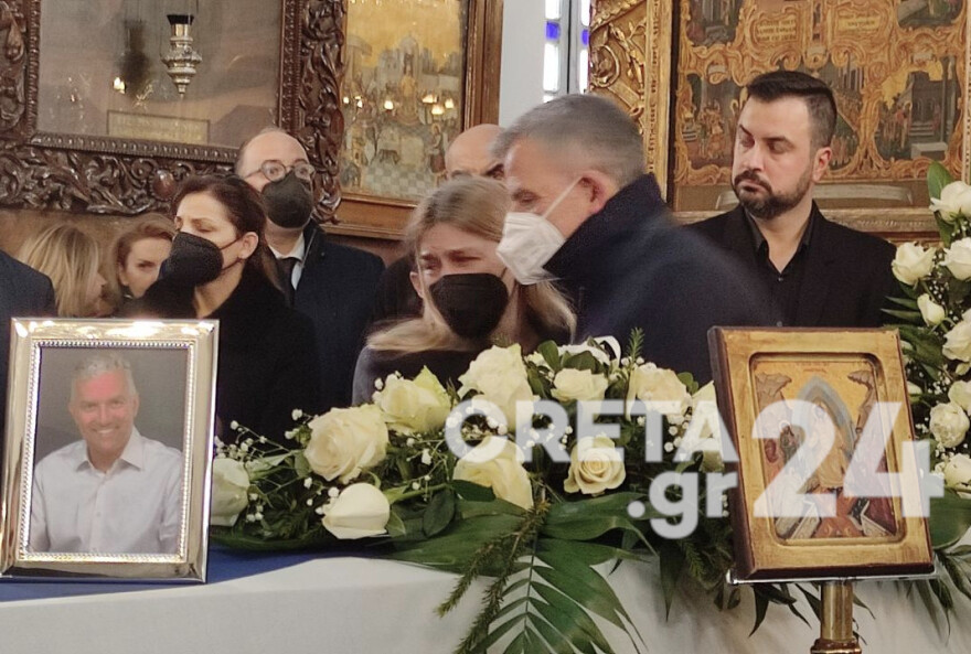 Μανούσος Βολουδάκης: Η Κρήτη τον αποχαιρέτησε - Με Καζαντζάκη το «αντίο» του πρωθυπουργού (βίντεο + φωτό)