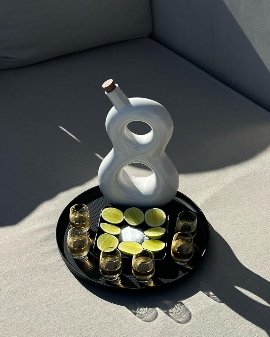 Κένταλ Τζένερ: Η φωτογραφία στο Instagram με... μαγιό-κορδόνι