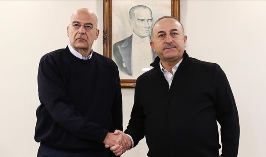 Σεισμός στην Τουρκία: Δένδιας - Τσαβούσογλου έβαλαν ξανά στις ράγες τη «διπλωματία των σεισμών»