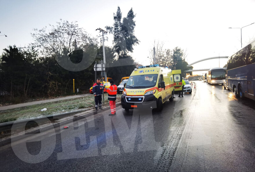 Λεωφόρος Αθηνών: Πώς έγινε η καραμπόλα με τα 6 ΙΧ και το φορτηγό που έφερε κυκλοφοριακό χάος
