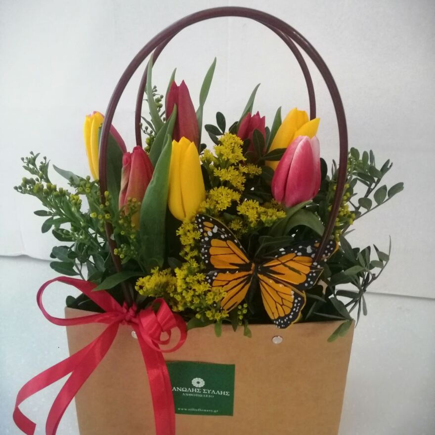 Θεσσαλονίκη: Ρεκόρ 300.000 κόκκινων τριαντάφυλλων στη γιορτή του Αγίου Βαλεντίνου αναμένουν οι ανθοπώλες