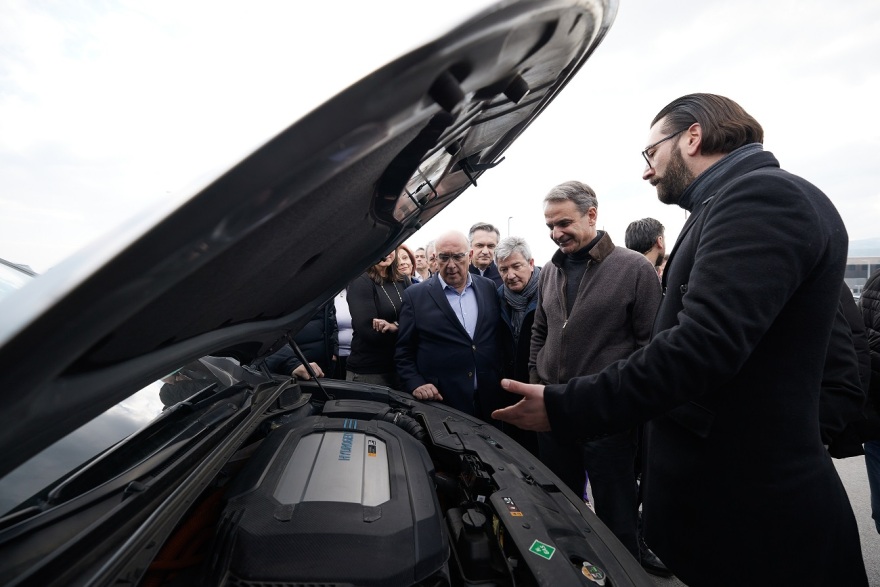 Κοζάνη: Επίσκεψη Μητσοτάκη στο «Μαμάτσειο» - Μεγάλο στοίχημα της δεύτερης τετραετίας η υγεία