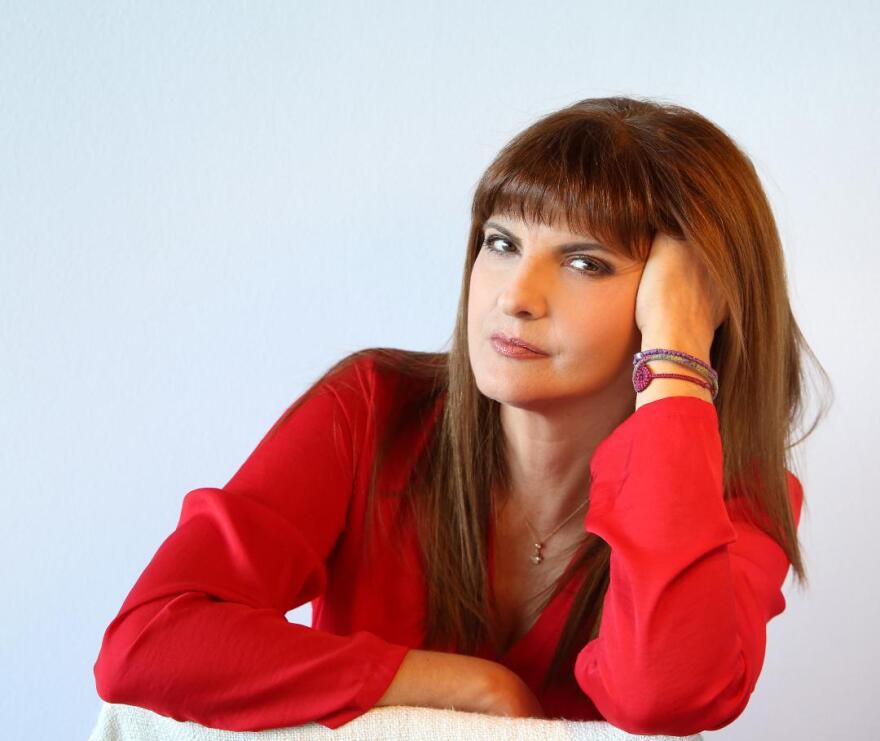 Σήλικα Ρηγοπούλου: Παρουσιάζει τη νέα της ποιητική συλλογή «Η τοξοβόλος Ίριδα»