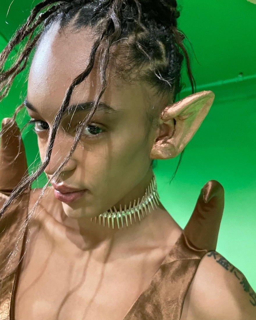 Διχάζει οίκος μόδας που ανέβασε στην πασαρέλα μοντέλα με πρόσωπα ζώων