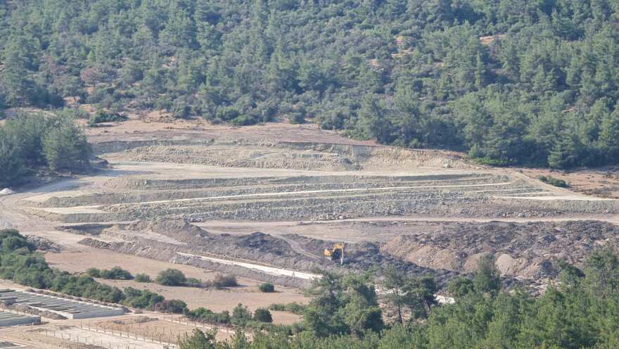 Λέσβος: Αντιδράσεις για την δομή στη Βάστρα - Το ΣτΕ ανέστειλε εργασίες για περιβαλλοντικούς λόγους