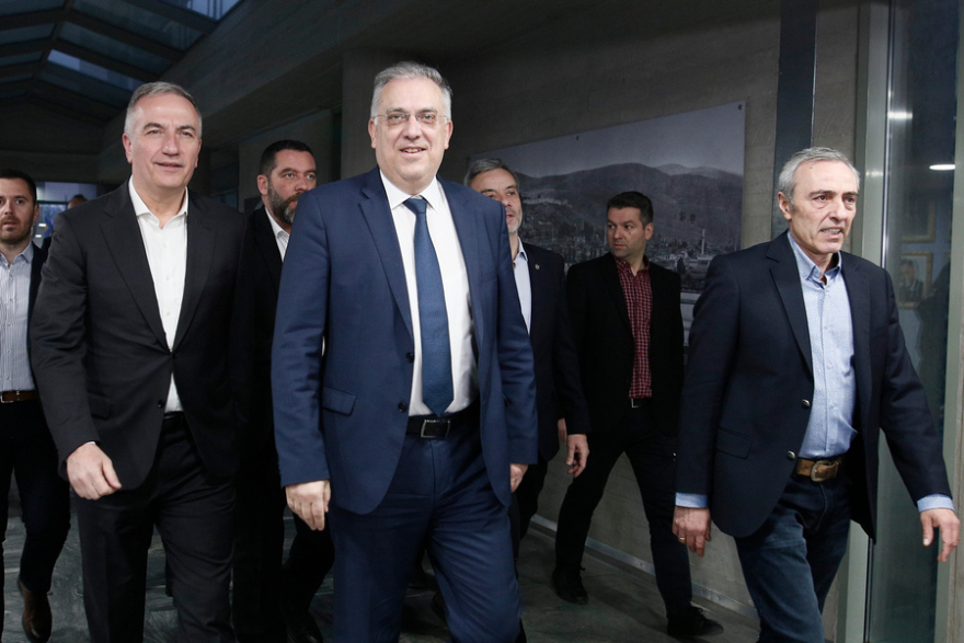 Θεοδωρικάκος: Η Αστυνομία απέτρεψε σε έναν χρόνο 260.000 παράνομους μετανάστες και συνέλαβε 1.500 διακινητές
