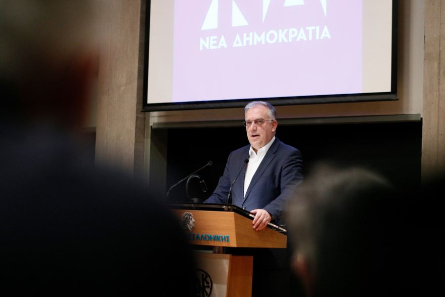 Θεοδωρικάκος: Η Αστυνομία απέτρεψε σε έναν χρόνο 260.000 παράνομους μετανάστες και συνέλαβε 1.500 διακινητές