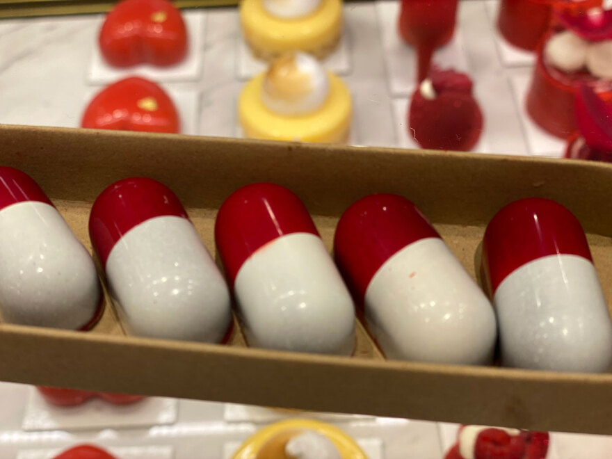 Θεσσαλονίκη: Σοκολατένια χαπάκια του έρωτα για «ραγισμένες καρδιές» την ημέρα του Αγίου Βαλεντίνου