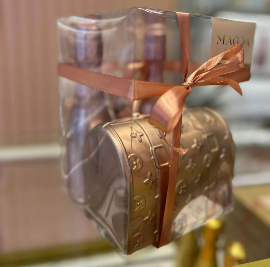 Θεσσαλονίκη: Σοκολατένια χαπάκια του έρωτα για «ραγισμένες καρδιές» την ημέρα του Αγίου Βαλεντίνου