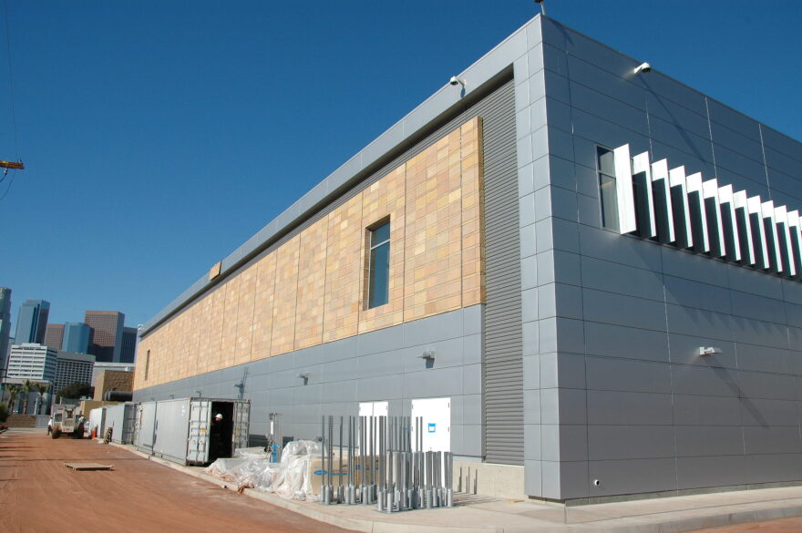 Η απόλυτη αντισεισμική προστασία: Κτίρια με αμορτισέρ σε Ιαπωνία και Καλιφόρνια - Δείτε βίντεο