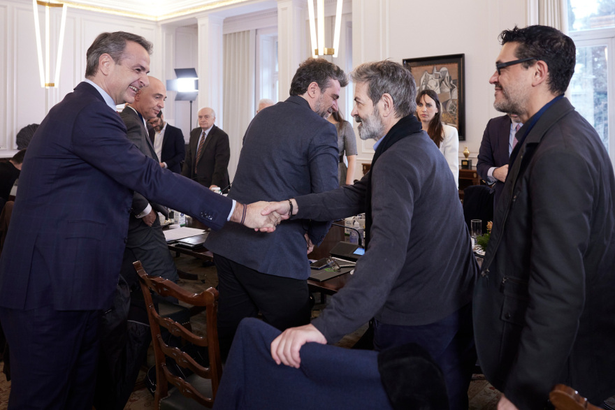 Καλλιτέχνες στον Μητσοτάκη: Συμφωνία για ένταξη στη μισθολογική κατηγορία της «τεχνολογικής εκπαίδευσης»